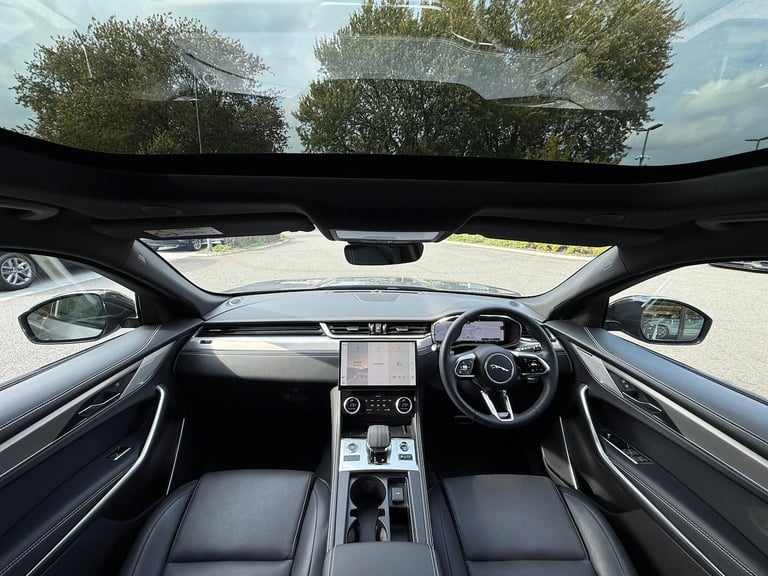 2024 Jaguar F-Pace 2.0 P250i R-Dynamic SE Black SUV 5dr Petrol Auto AWD Euro 6 (s/s) (250 ps) EST...