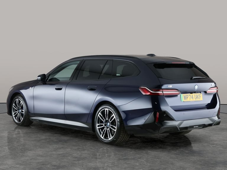 2024 BMW i5 40 83.9kWh M Sport Touring 5dr Electric Auto eDrive (11kW Charger) (340 ps) Estate El...