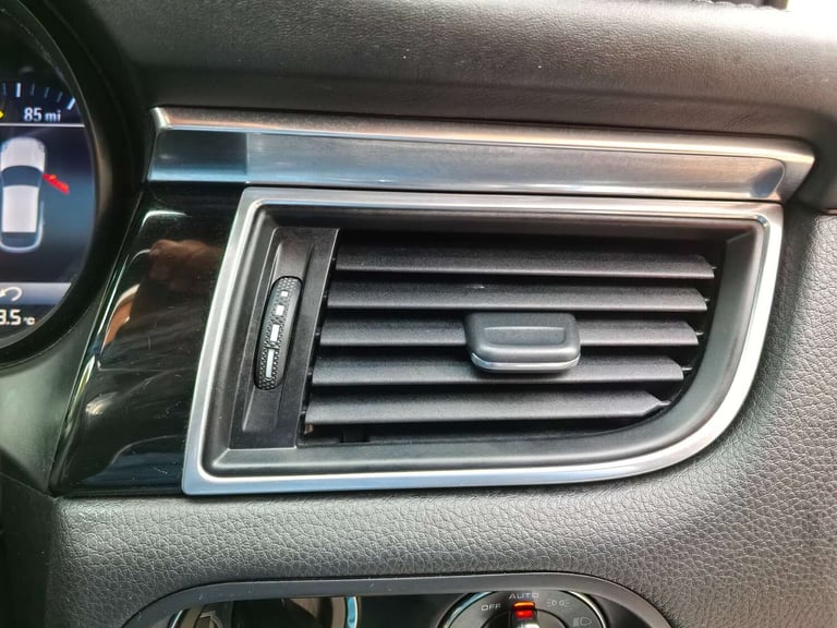 2015 Porsche Macan 3.0 Macan S D Semi-Auto 4WD 5dr SUV Diesel Automatic