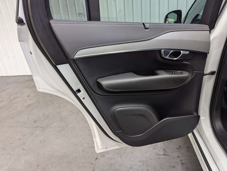 2022 Volvo XC90 2.0 XC90 R-Design B5 MHEV AWD Auto 4WD 5dr SUV Hybrid Automatic