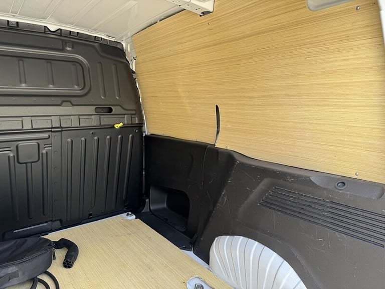 2024 Citroen Berlingo 136ps Driver 52kWh with Air Con, Sat Nav, Rev Cam &amp; Cruise Control Pane...