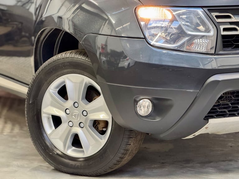 2017 Dacia Duster 1.2 TCe Prestige SUV 5dr Petrol Manual 4WD Euro 6 - FOUR