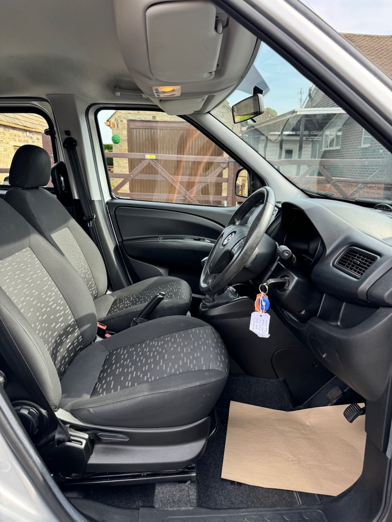 2018 Vauxhall Combo 2018 VAUXHALL COMBO 1.3 CDTI 16V COLORADO LWB EURO 6 CREW VAN Crew Van Diesel...