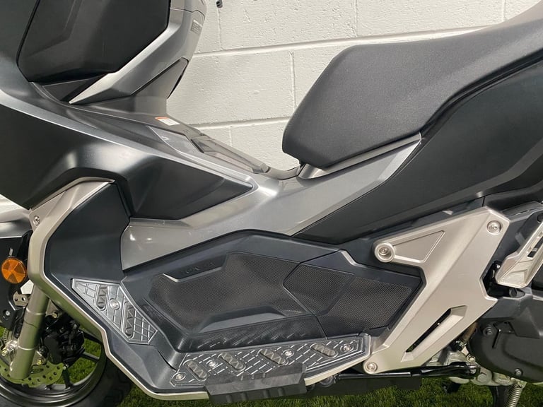 Honda ADV150 Stop/Start Automatic