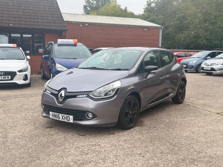 2016 Renault Clio 1.5 dCi 90 Dynamique Nav 5dr Auto HATCHBACK DIESEL Automatic