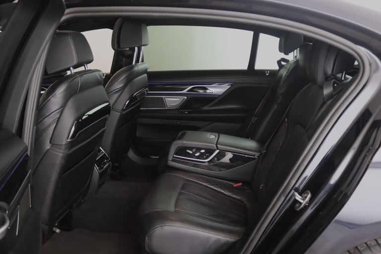 2022 BMW 7 Series 3.0 745Le 12kWh M Sport Auto xDrive Euro 6 (s/s) 4dr SALOON Petrol/Electric Hyb...