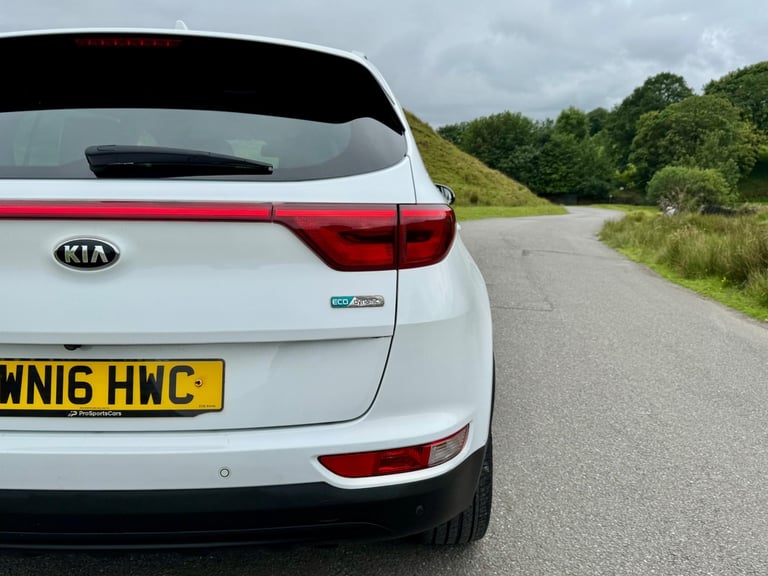 2016 Kia Sportage 1.7 CRDi 3 Euro 6 (s/s) 5dr ESTATE Diesel Manual