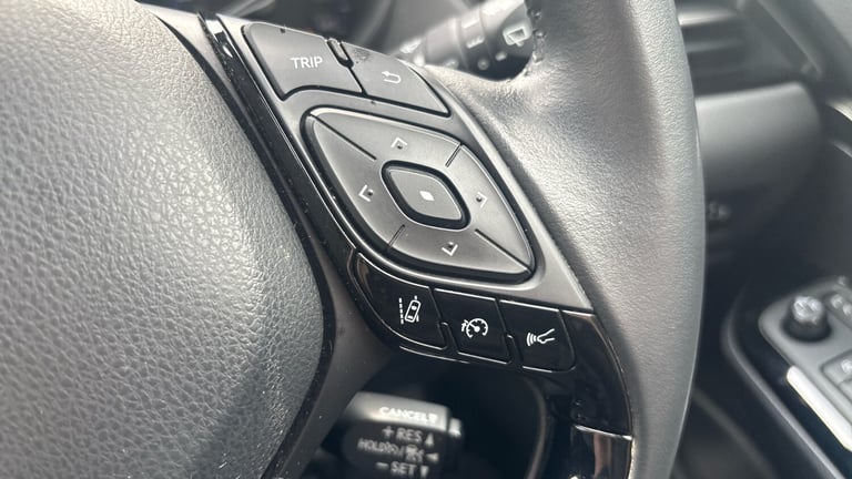 2022 Toyota C-HR 1.8 Hybrid Design 5dr CVT Hybrid Hatchback Hatchback Hybrid Automatic