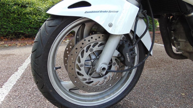 Honda NT650V Deauville 2005 low miles shaft drive Budget Tourer new MOT p/ex ok 