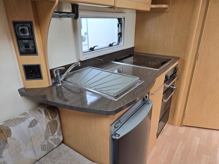 2011 Bailey Olympus 462 4 Berth Lightweight Caravan Motor Mover