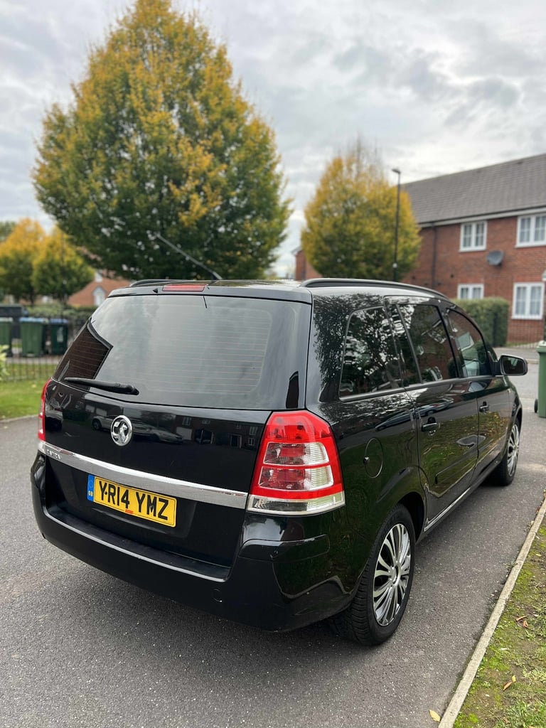 2014 Vauxhall Zafira 111k Miles, Long MOT & Ulez Free