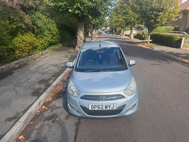 Hyundai, I10, Hatchback, 2012, automatic , 1248 (cc)automatic , 5 doors