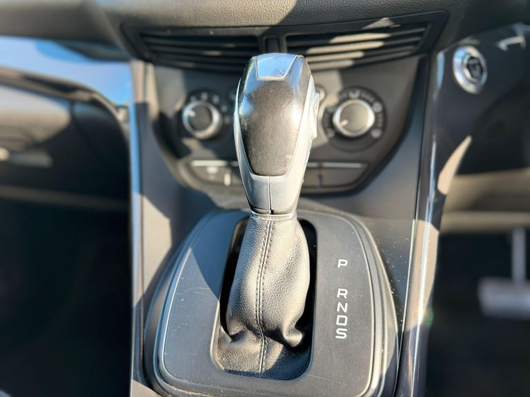 2016 Ford Kuga 2.0 TDCi EcoBlue Zetec Powershift AWD Euro 6 (s/s) 5dr HATCHBACK Diesel Automatic