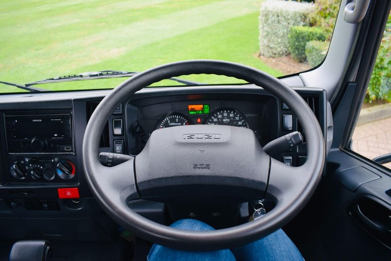 2022 Isuzu Grafter N35.125SE CHASSIS CAB Diesel Automatic