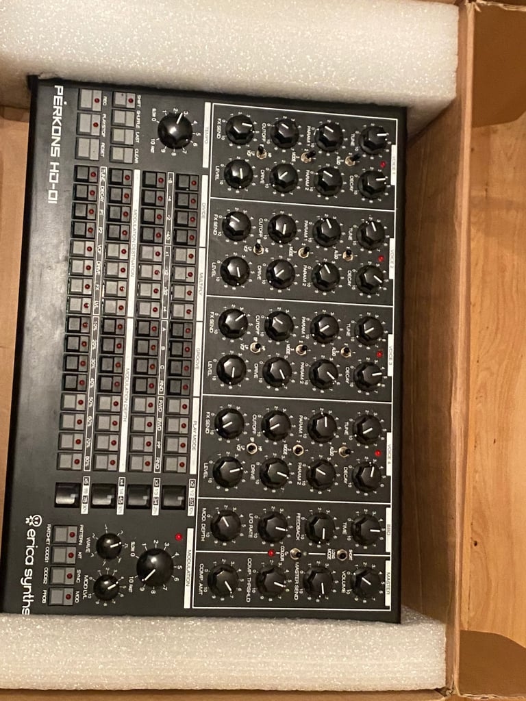 Erica Synths Perkons HD01 Drum synth like new