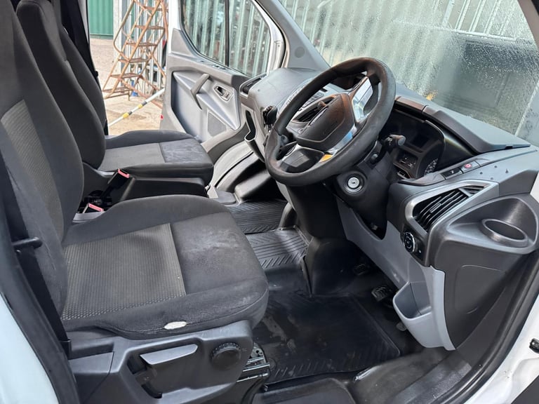 2017 Ford Transit Custom Crew Van