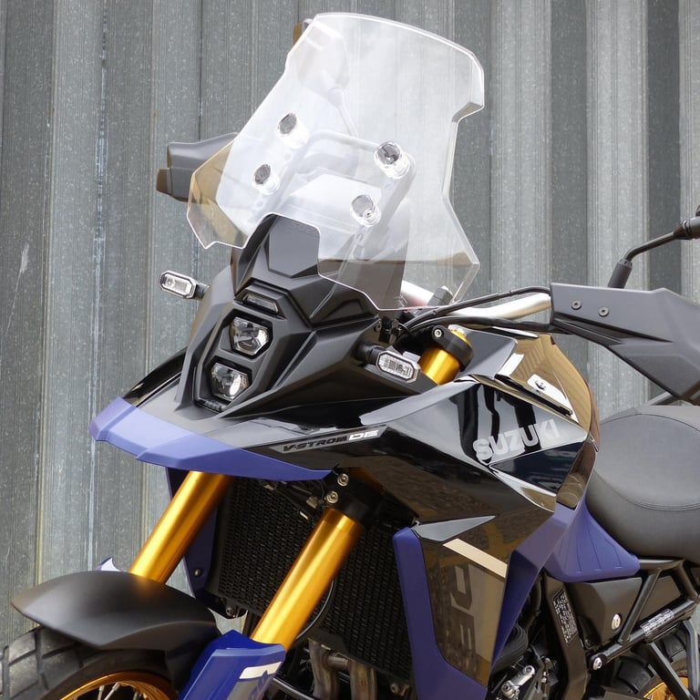 2025 Suzuki DL800 V-Strom DE – Immaculate, 1- Owner, FSH, 16 months Warranty .