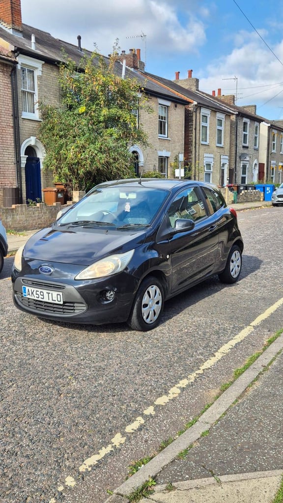 Ford, KA, Hatchback, 2009, Manual, 1242 (cc), 3 doors