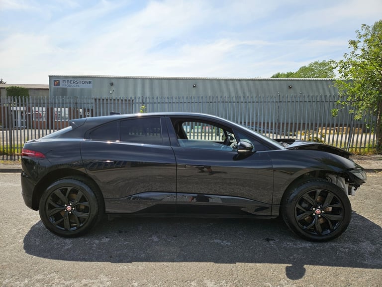 2021 71 Jaguar I-PACE 294kW EV400 Black 90kWh Auto 11kW Charger Damaged Salvage