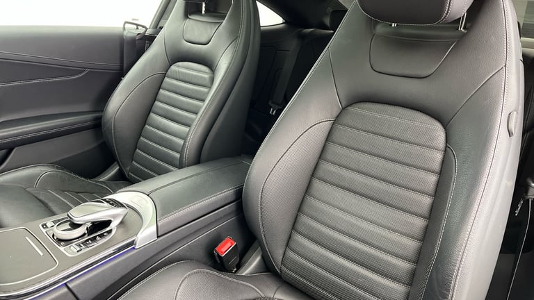 2022 Mercedes-Benz C-Class 2.0 C300d AMG Line Night Edition (Premium Plus) Coupe 2dr Diesel G-Tro...