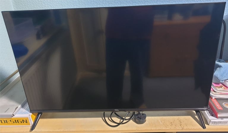 REDUCED FROM£100.00 TO £80.00 ONO -TCL SF540K 32" LED Full HD HDR Smart Fire TV