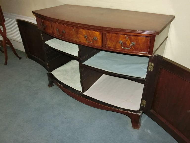 Antique Bow Fronted Sideboard - Warfield Berkshire