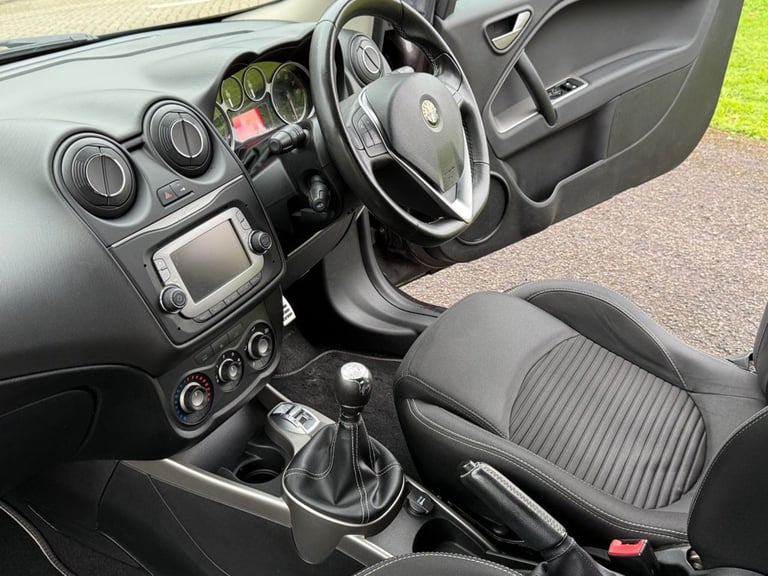 2015 Alfa Romeo MiTo 875 TB TwinAir Junior Hatchback 3dr Petrol Manual Euro 6 (s/s) (105 ps) Hatc...
