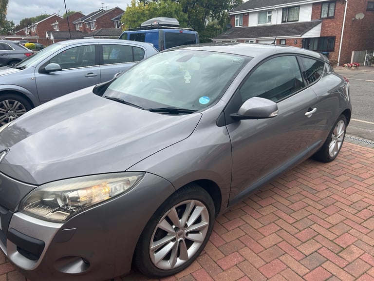 Renault Megane Coupe 2010