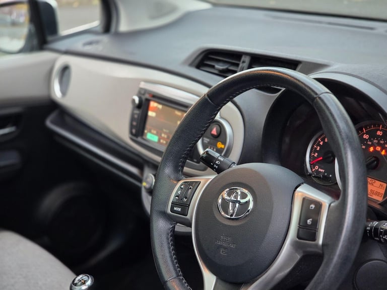 2013 Toyota Yaris 1.33 Dual VVT-i T Spirit Euro 5 5dr HATCHBACK Petrol Manual