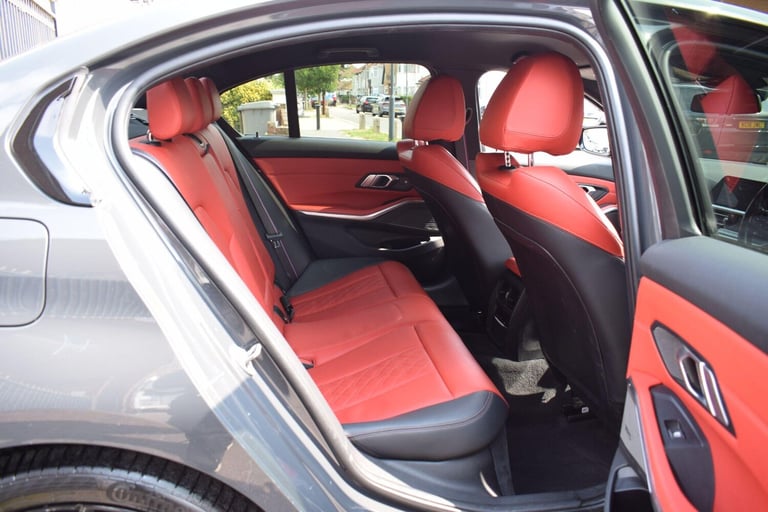 2021 BMW 3 Series 2.0 330e 12kWh M Sport Pro Edition Auto xDrive Euro 6 (s/s) 4dr SALOON Petrol/E...