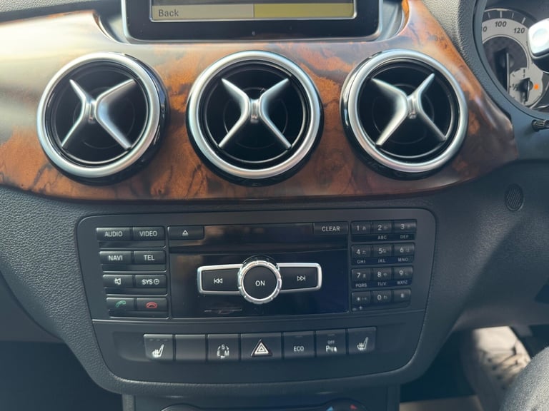 2025 Mercedes-Benz AROCS 1.6 B 180 Blue Efficiency MPV PETROL Automatic