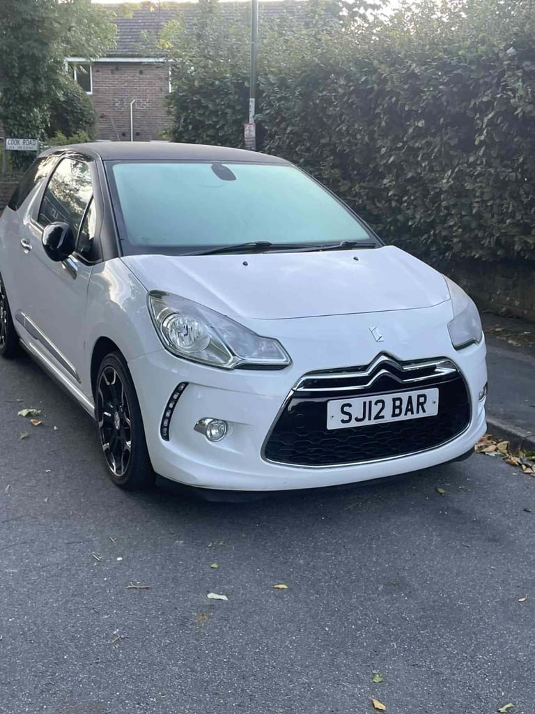 Citroen, DS3, Hatchback, 2012, Manual, 1560 (cc),3 doors - Image 2
