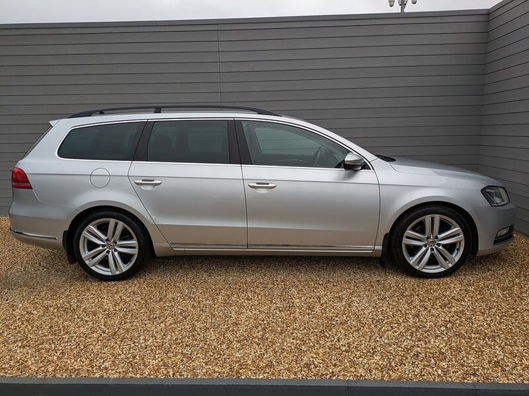 2014 Volkswagen Passat 2.0 TDI Bluemotion Tech Executive Style 5dr DSG ESTATE DIESEL Automatic