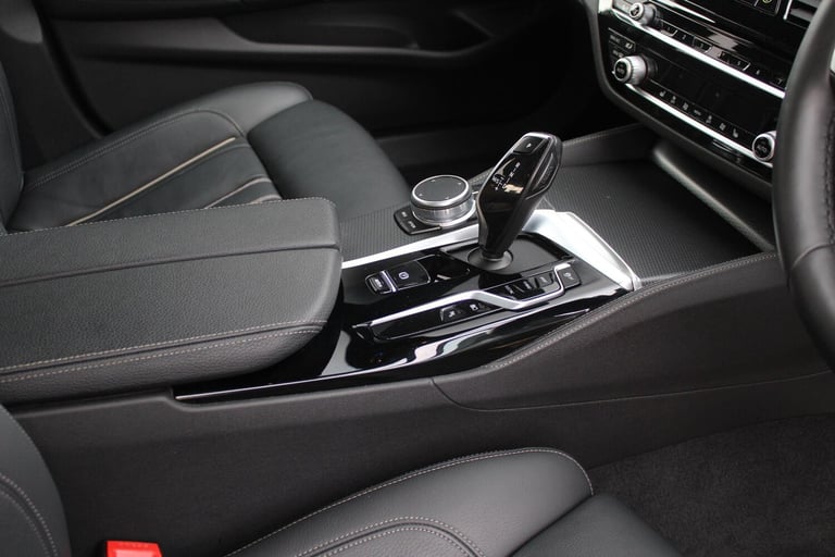 2021 BMW 5 Series 2.0 530e 12kWh M Sport Steptronic Euro 6 (s/s) 4dr SALOON Petrol/Electric Hybri...