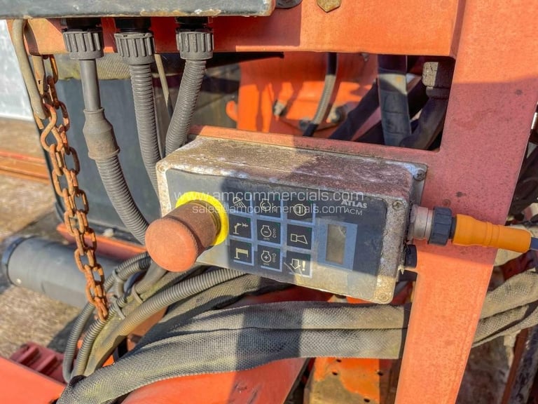 SDC CRANE MOUNTED DROPSIDE FLATBED BRICK GRAB