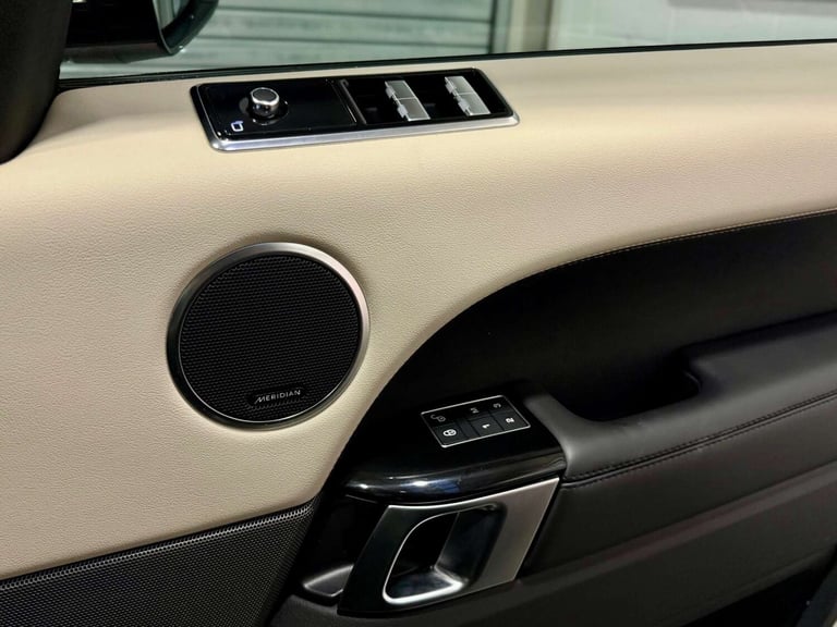 2018 Land Rover Range Rover Sport 3.0 Range Rover Sport HSE SDV6 Auto 4WD 5dr SUV Diesel Automatic