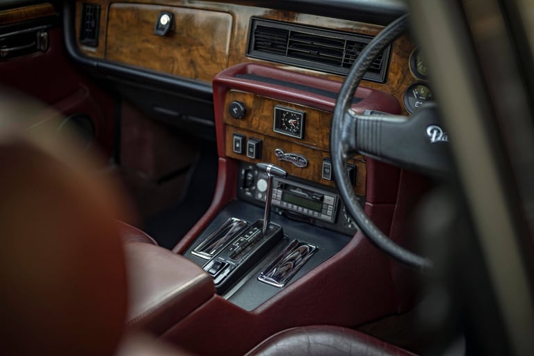 1984 Daimler 4.2  PETROL Automatic
