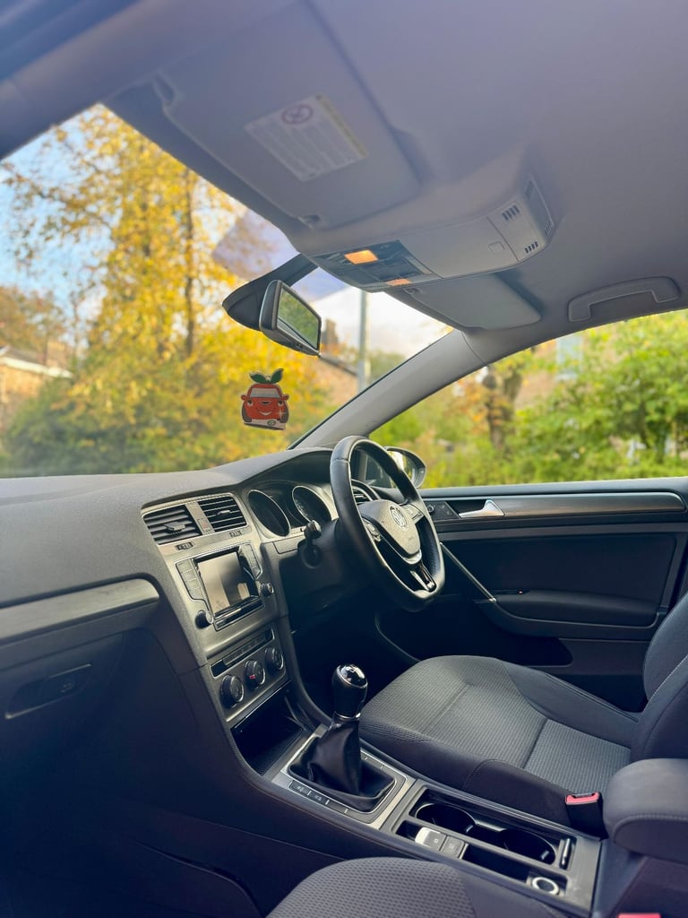 Volkswagen, GOLF, Hatchback, 2013, Manual, 1598 (cc), 5 doors