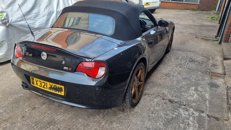 Bmw z4 2.0i breaking sapphire black 