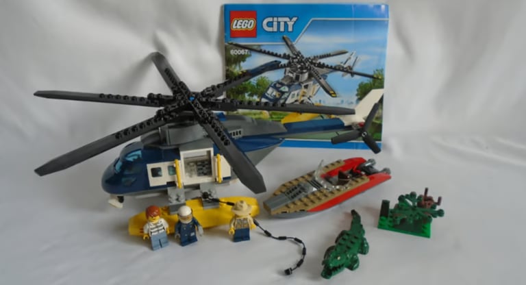 image for LEGO City Police 60067: Helicopter Pursuit Complete