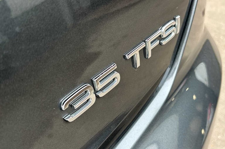 2019 Audi A4 35 TFSI S Line 4dr Saloon Petrol Manual