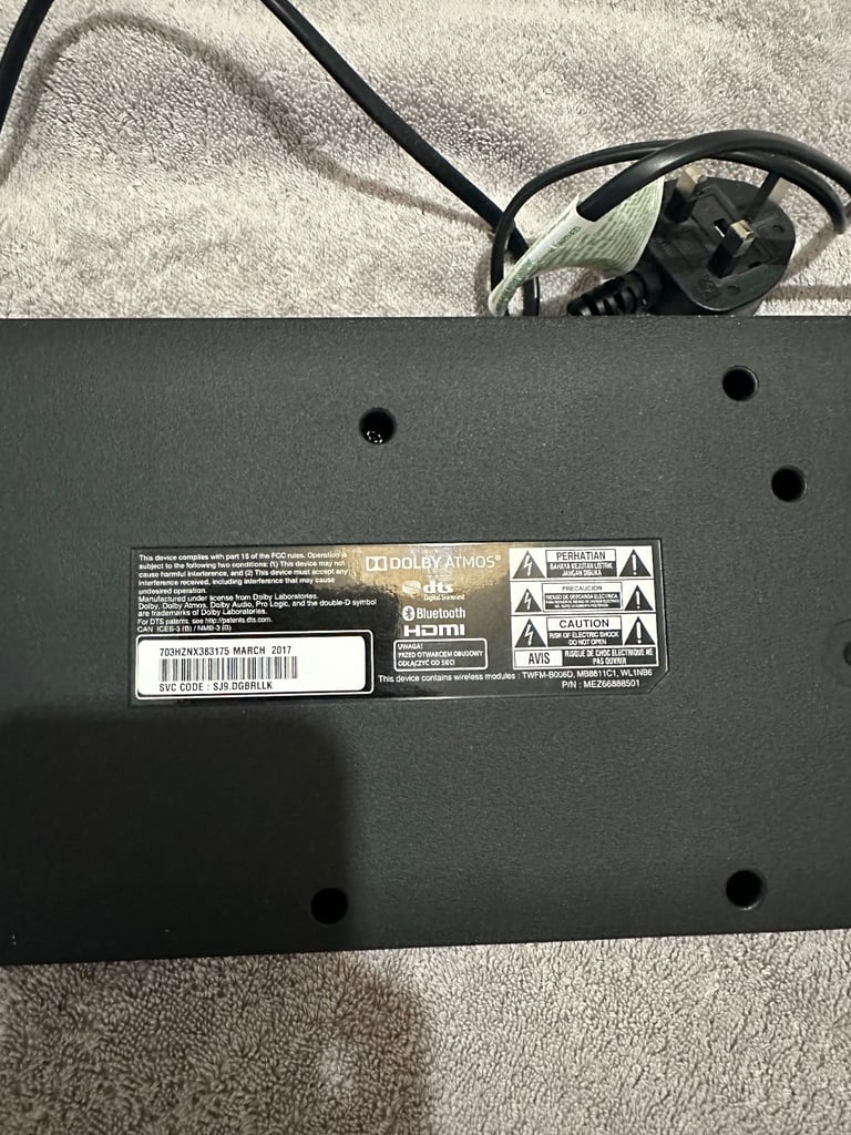 LG Sound bar and subwoofer - surround sound 