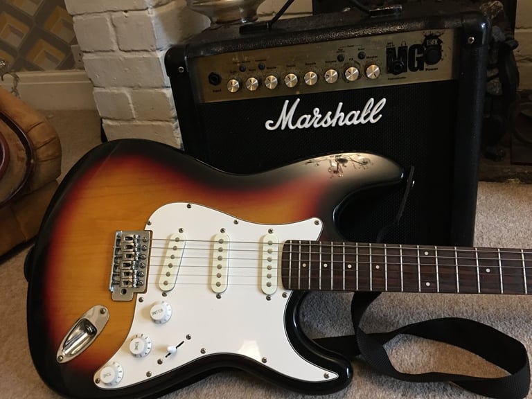 Tenson strat with Marshall amp