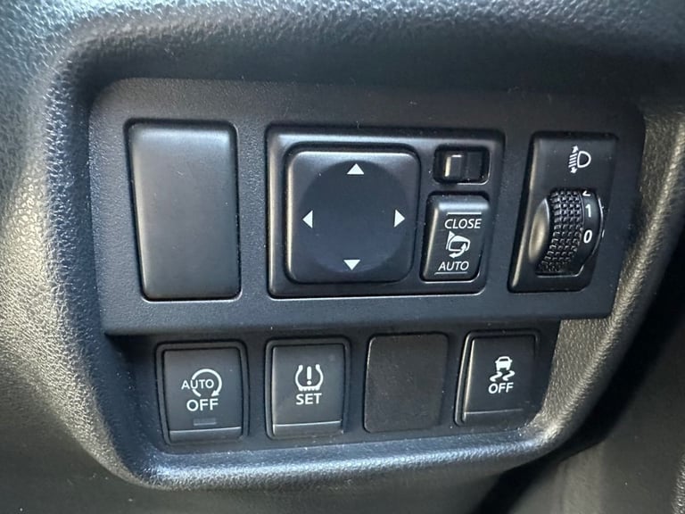 2017 Nissan Juke 1.5 dCi N-CONNECTA SUV 5dr DIESEL Euro 6 (s/s) (110 ps) WITH SERVICE HISTOR HATC...