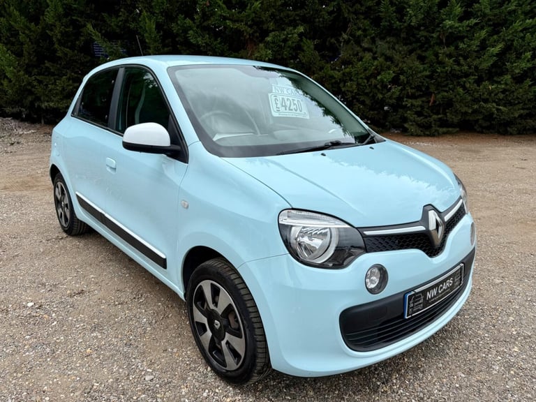 image for RENAULT TWINGO 1.0 Play SCe 70 2015