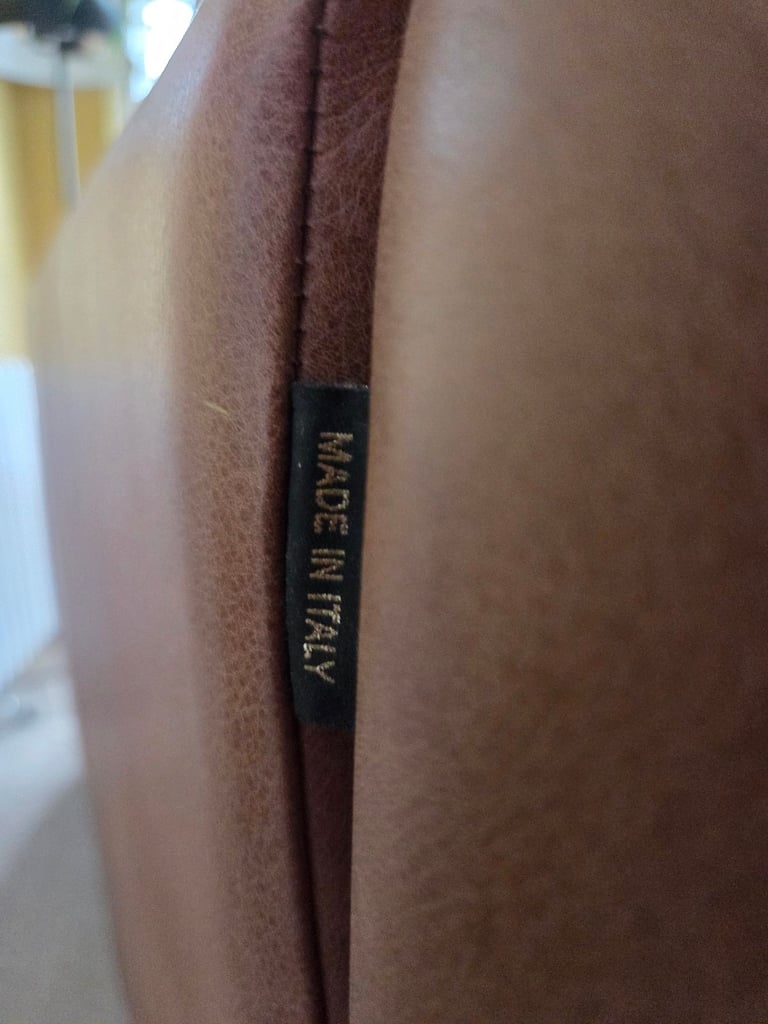 Arighi Bianchi 2 seater Italian leather sofa