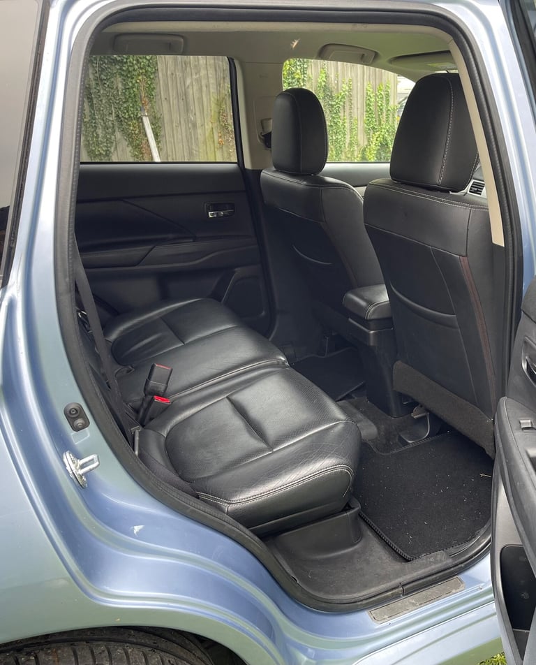 2014 Mitsubishi Outlander GX 4WD 3H PHEV Automatic 2.0 Plug-In Hybrid Petrol