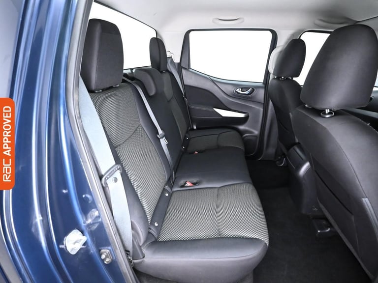 2021 Nissan Navara 2.3 dCi Acenta Pickup Double Cab 4dr Diesel Manual 4WD Euro 6 (s/s) (163 ps Pi...