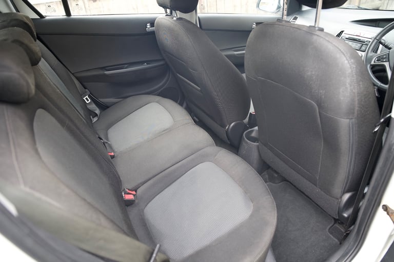 Hyundai, Automatic I20, Hatchback, 2014, Other, 1396 (cc), 5 doors