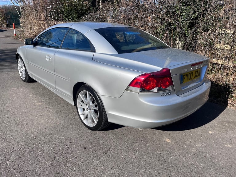 2007 Volvo C70 2.4i SE Lux 2dr Geartronic CONVERTIBLE Petrol Automatic